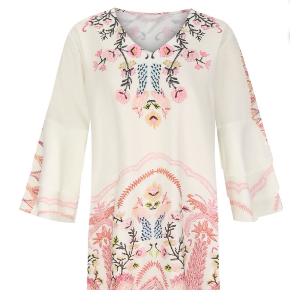 Casual embroidered dress